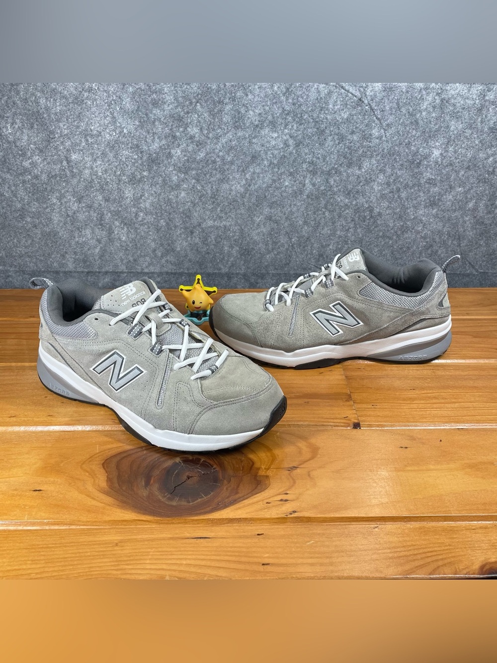 New Balance 608v5 Mens 14 4E Extra Wide Gray Suede Cross Training Shoes MX608UG5